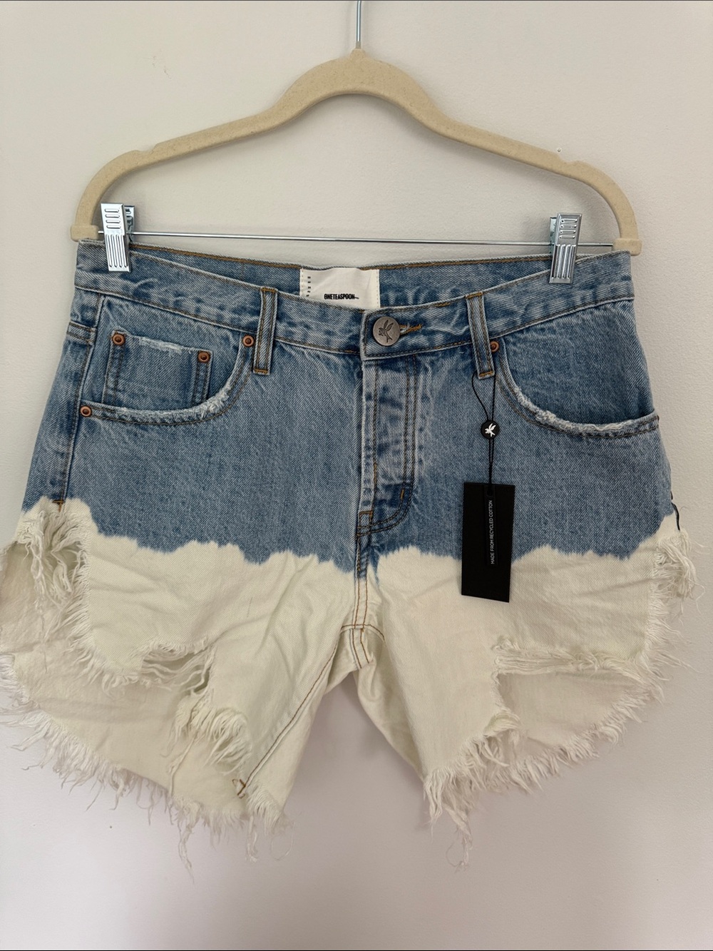 SIZE 28, NWT ONE TEASPOON X FREE PEOPLE TIE DYE BLEACH DISTRESSED DENIM SHORTS - Picture 3 of 7